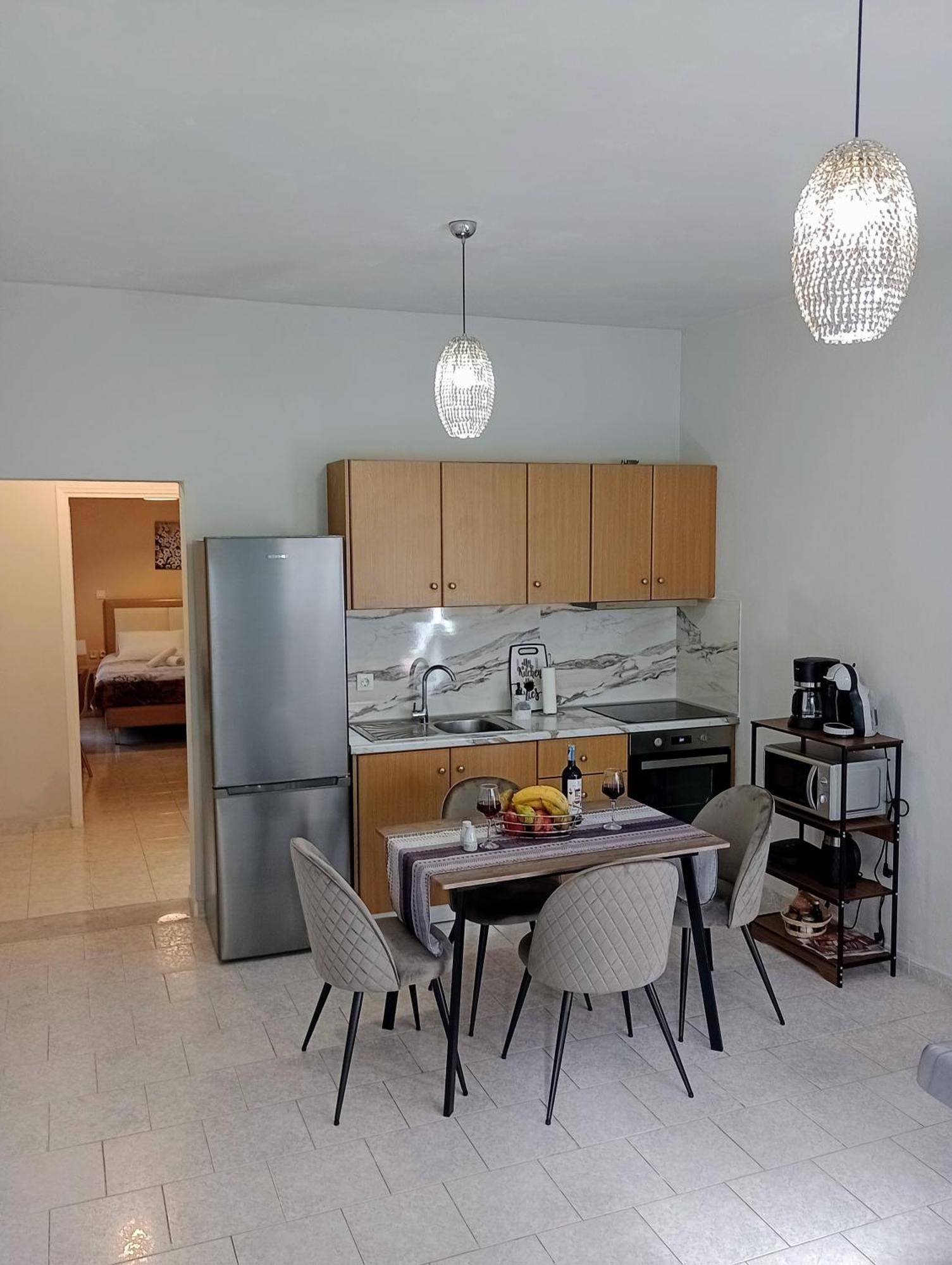 Cozy Kremasti Apartment Eksteriør bilde