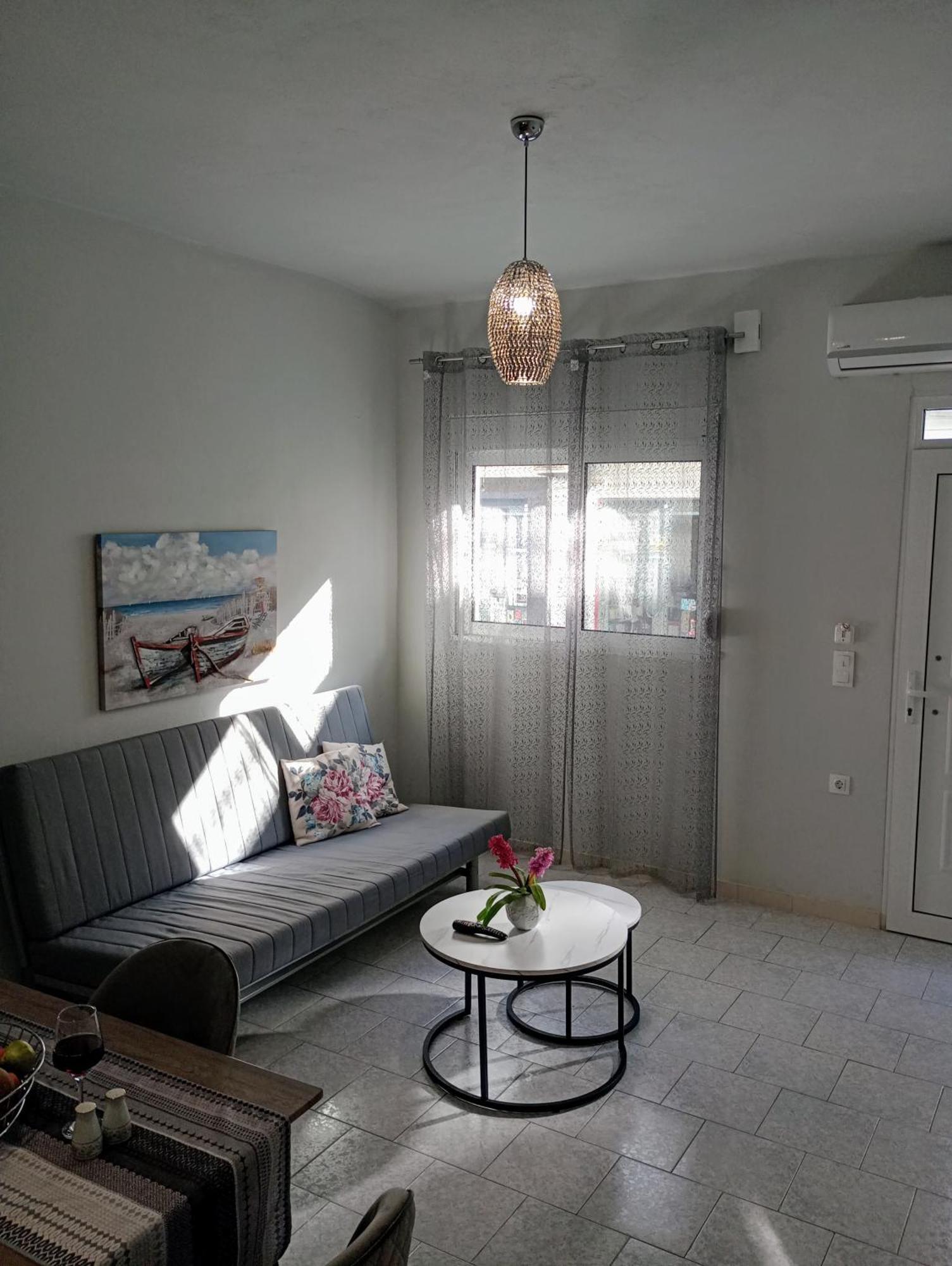 Cozy Kremasti Apartment Eksteriør bilde