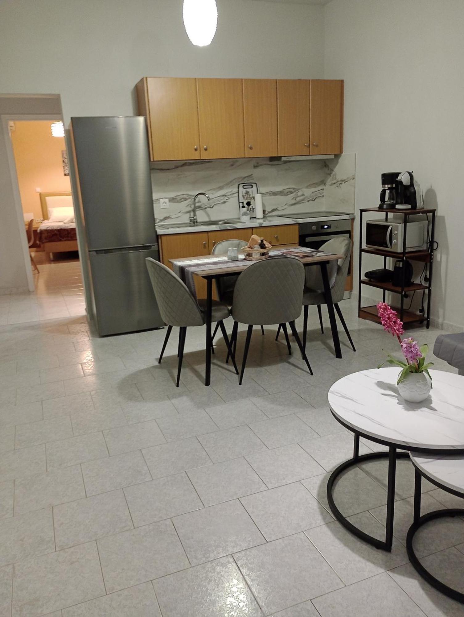 Cozy Kremasti Apartment Eksteriør bilde